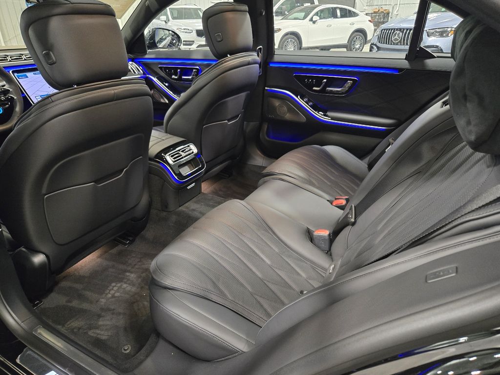 2026 Mercedes-Benz S-Class AMG S 63 - Photo 41