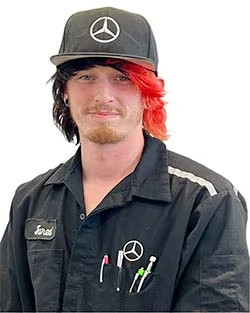 Staff member Jarod Bowen from ID_783eef