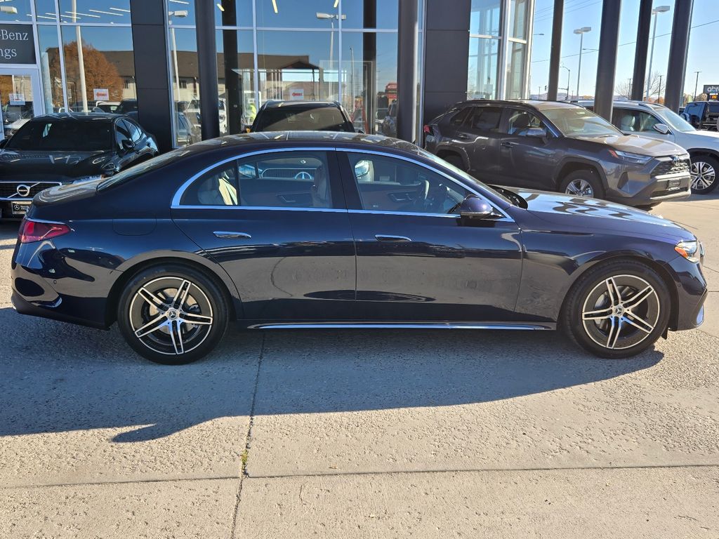 2026 Mercedes-Benz E-Class E350 - Photo 43