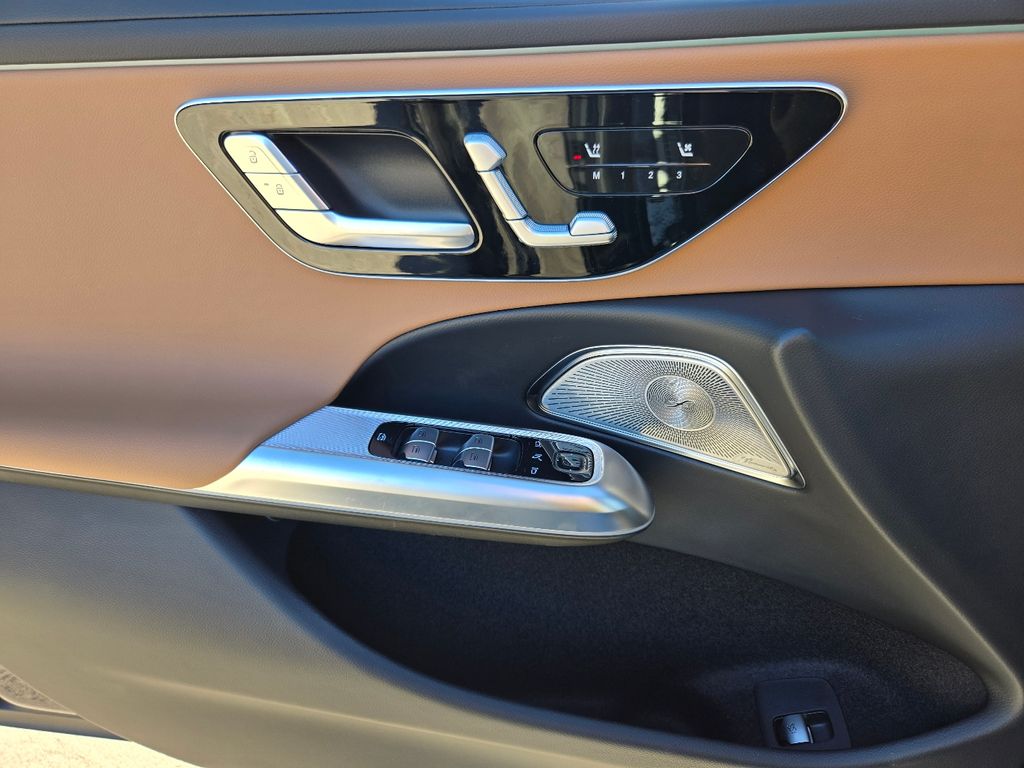 2026 Mercedes-Benz E-Class E350 - Photo 17
