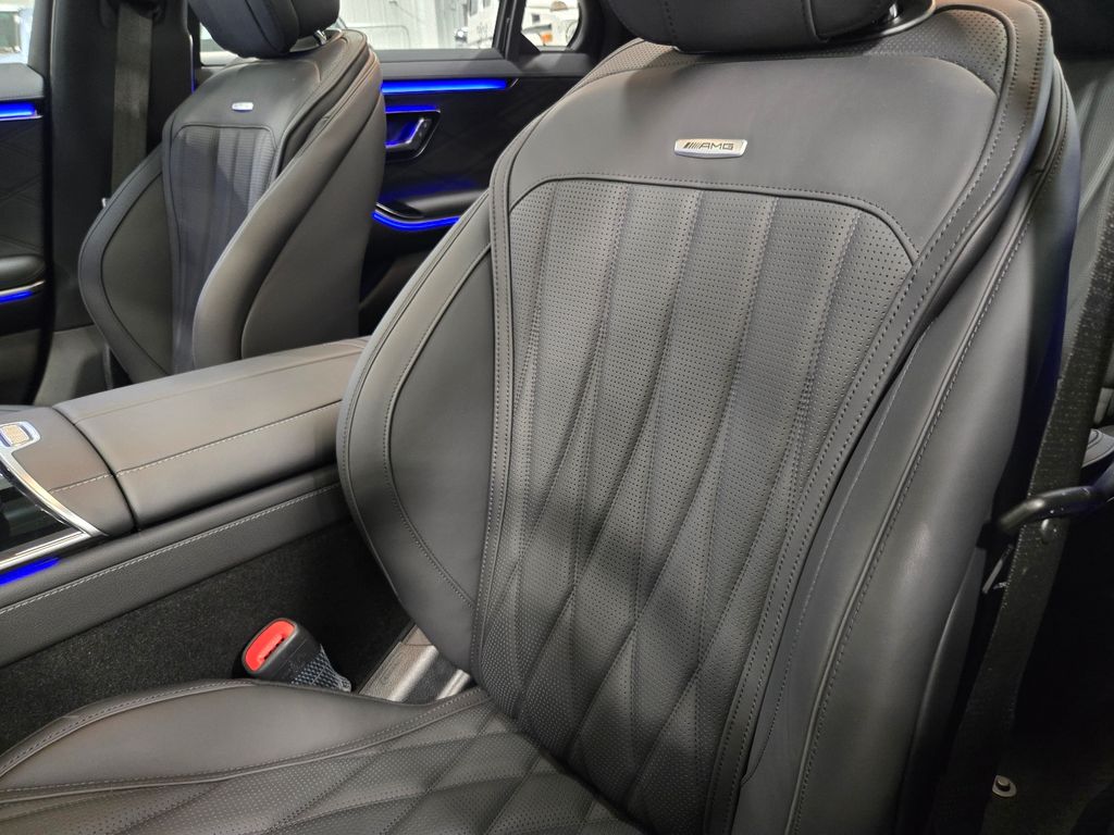 2026 Mercedes-Benz S-Class AMG S 63 - Photo 16
