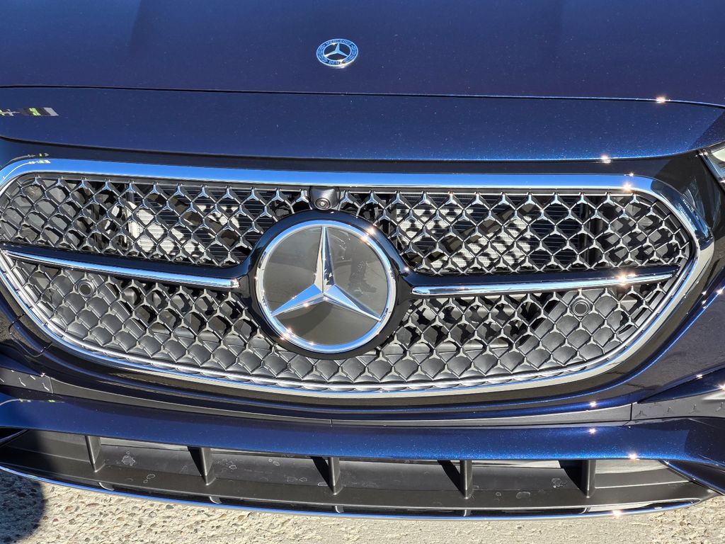 2026 Mercedes-Benz E-Class E350 - Photo 36