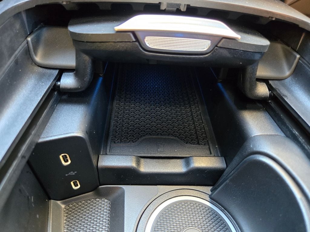 2026 Mercedes-Benz E-Class E350 - Photo 29