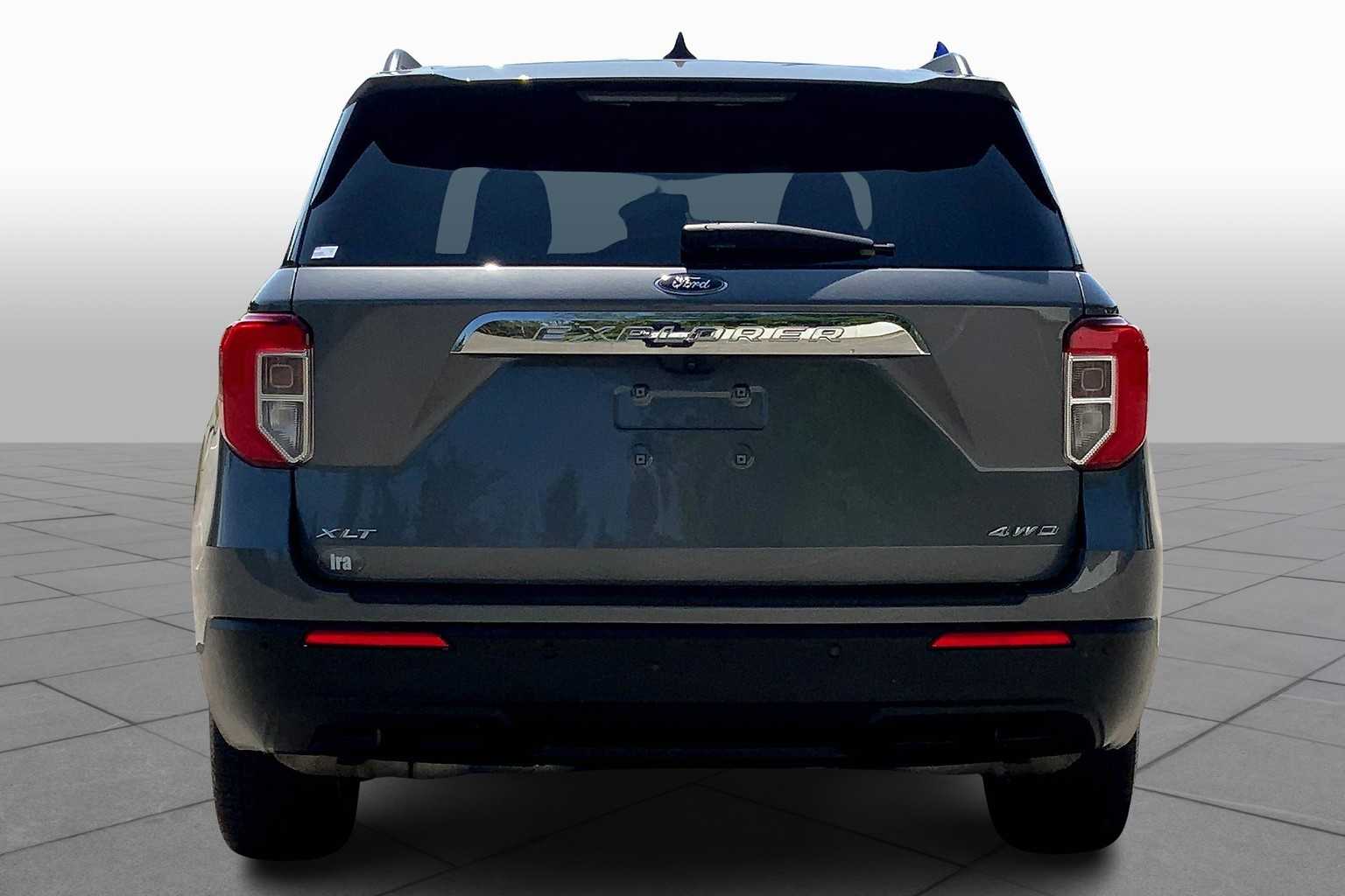2022 Ford Explorer XLT photo 4
