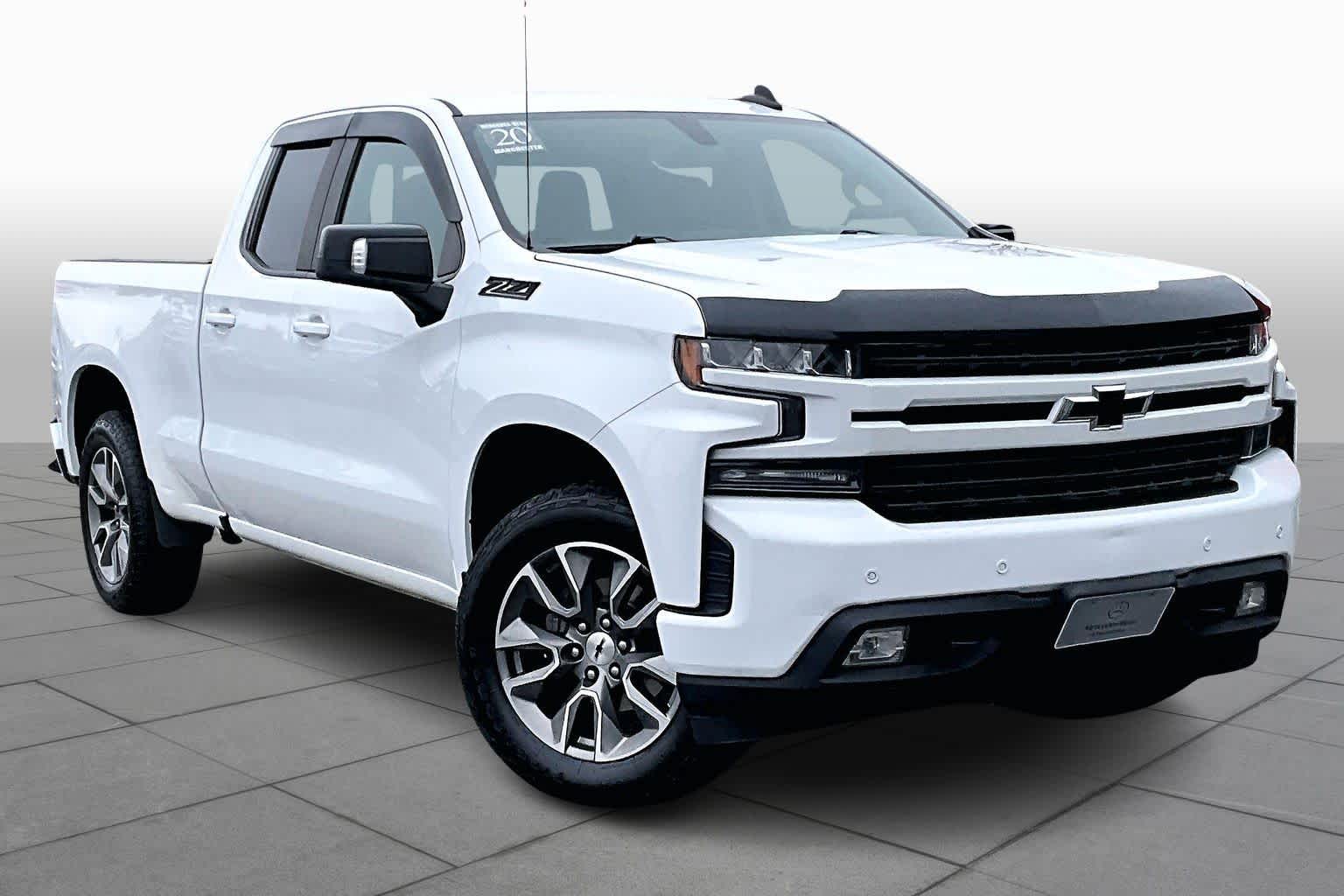 2020 Chevrolet Silverado 1500 RST photo 2