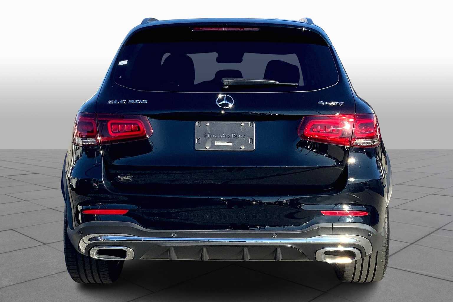 2022 Mercedes Benz GLC 300 4MATIC photo 4