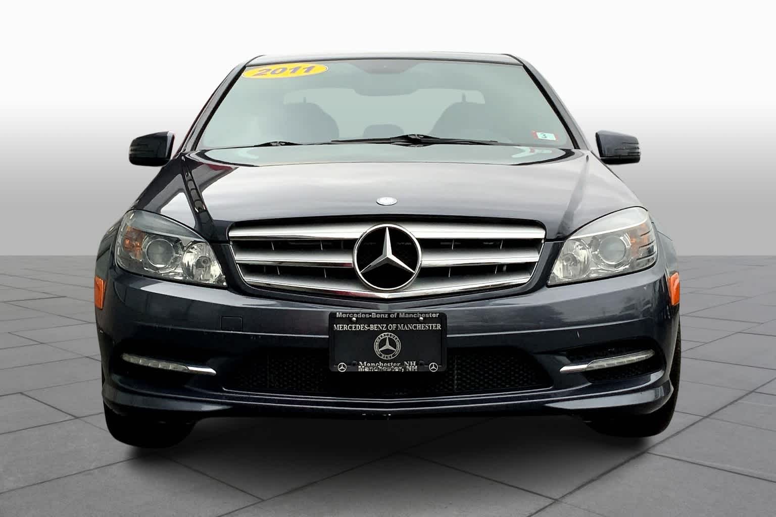 2011 Mercedes Benz C 300 Sport photo 3