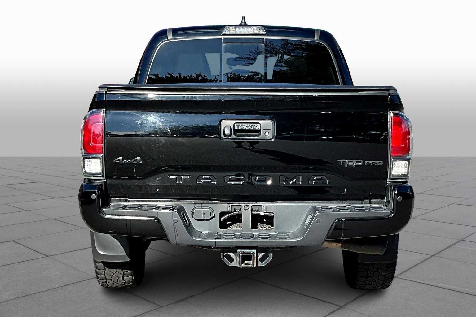 2023 Toyota Tacoma TRD Pro Double Cab V6 photo 4