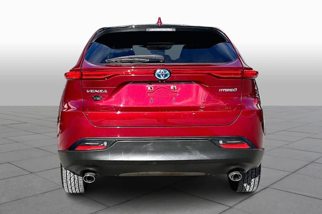 Used 2022 Toyota Venza LE AWD (Natl)