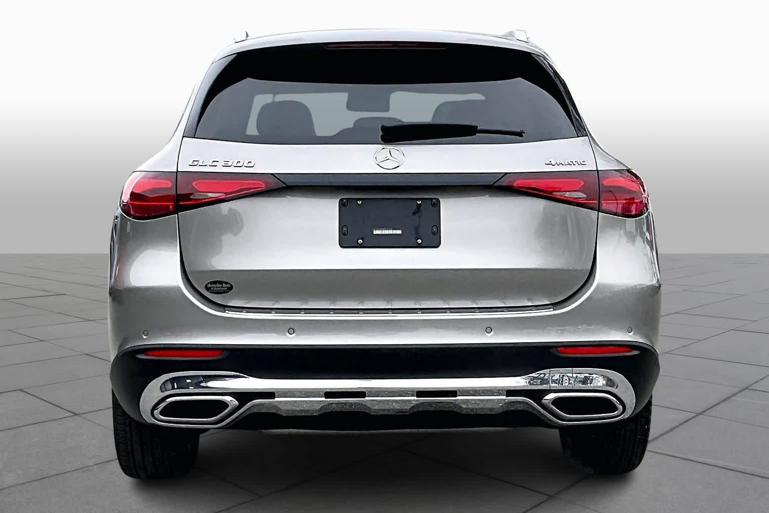 2024 Mercedes Benz GLC 300 4MATIC photo 4