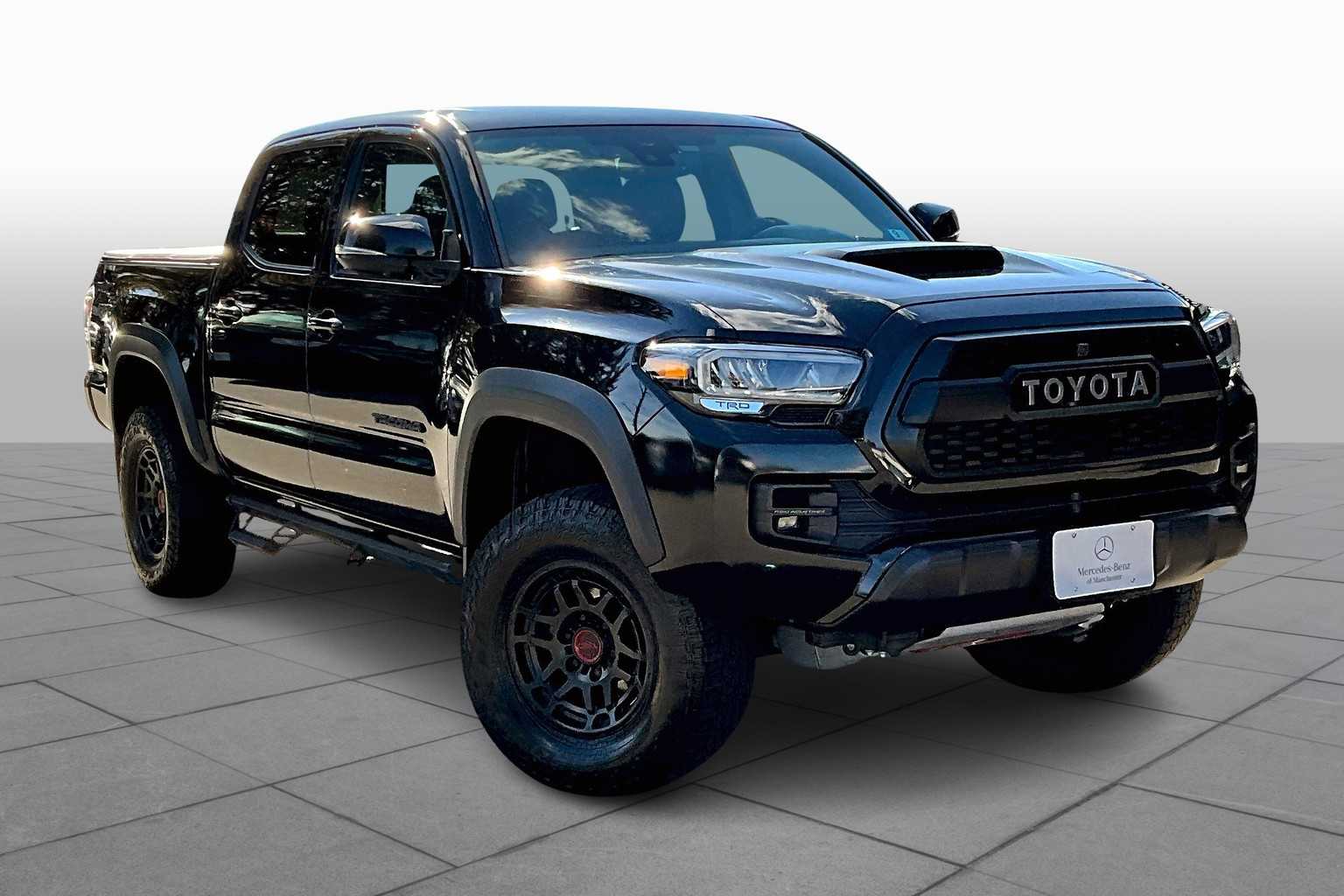 2023 Toyota Tacoma TRD Pro Double Cab V6 photo 2