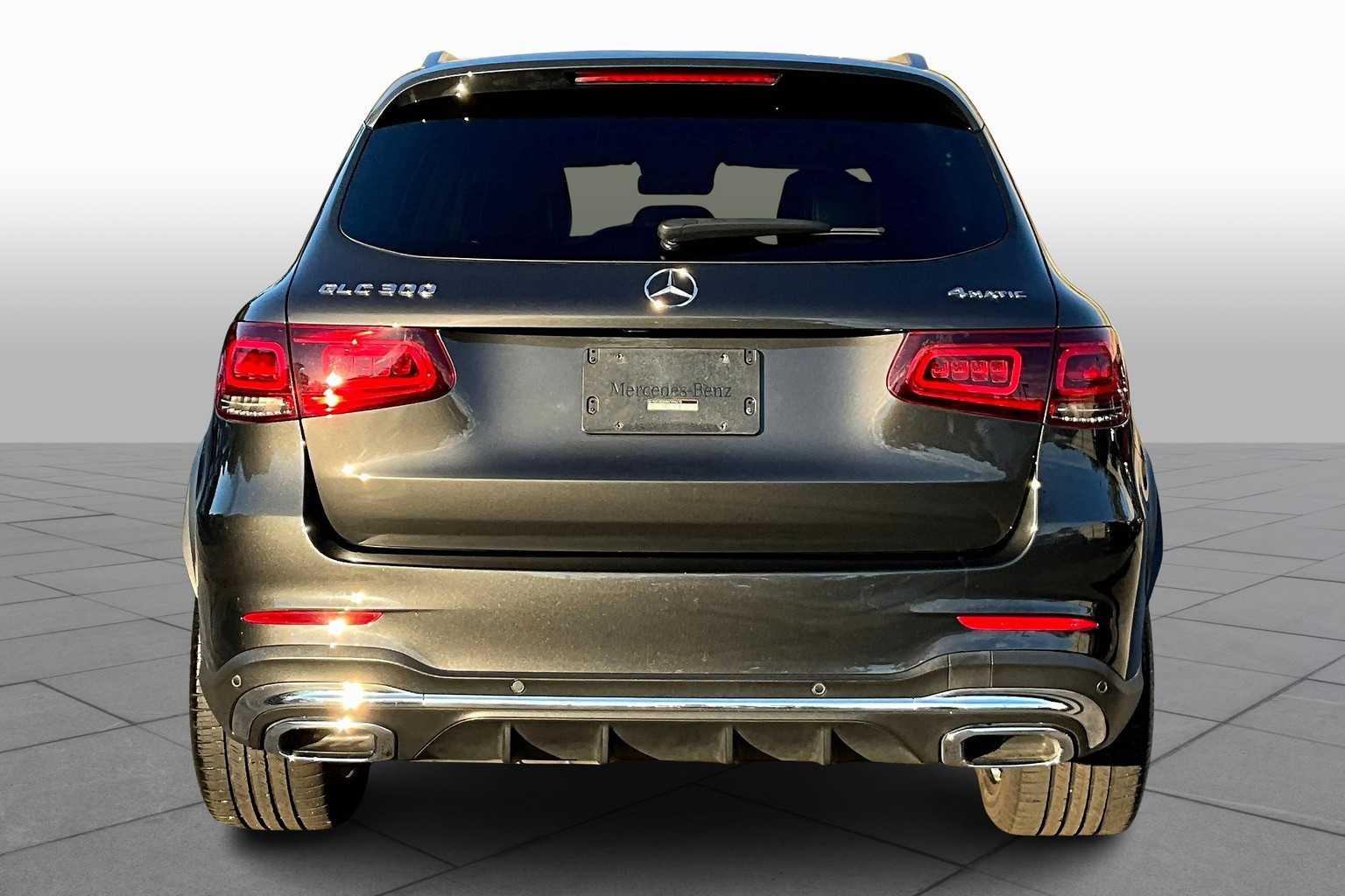2022 Mercedes Benz GLC 300 4MATIC photo 4