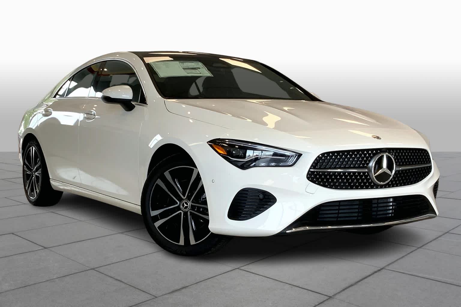 2025 Mercedes Benz CLA 250 4MATIC photo 2