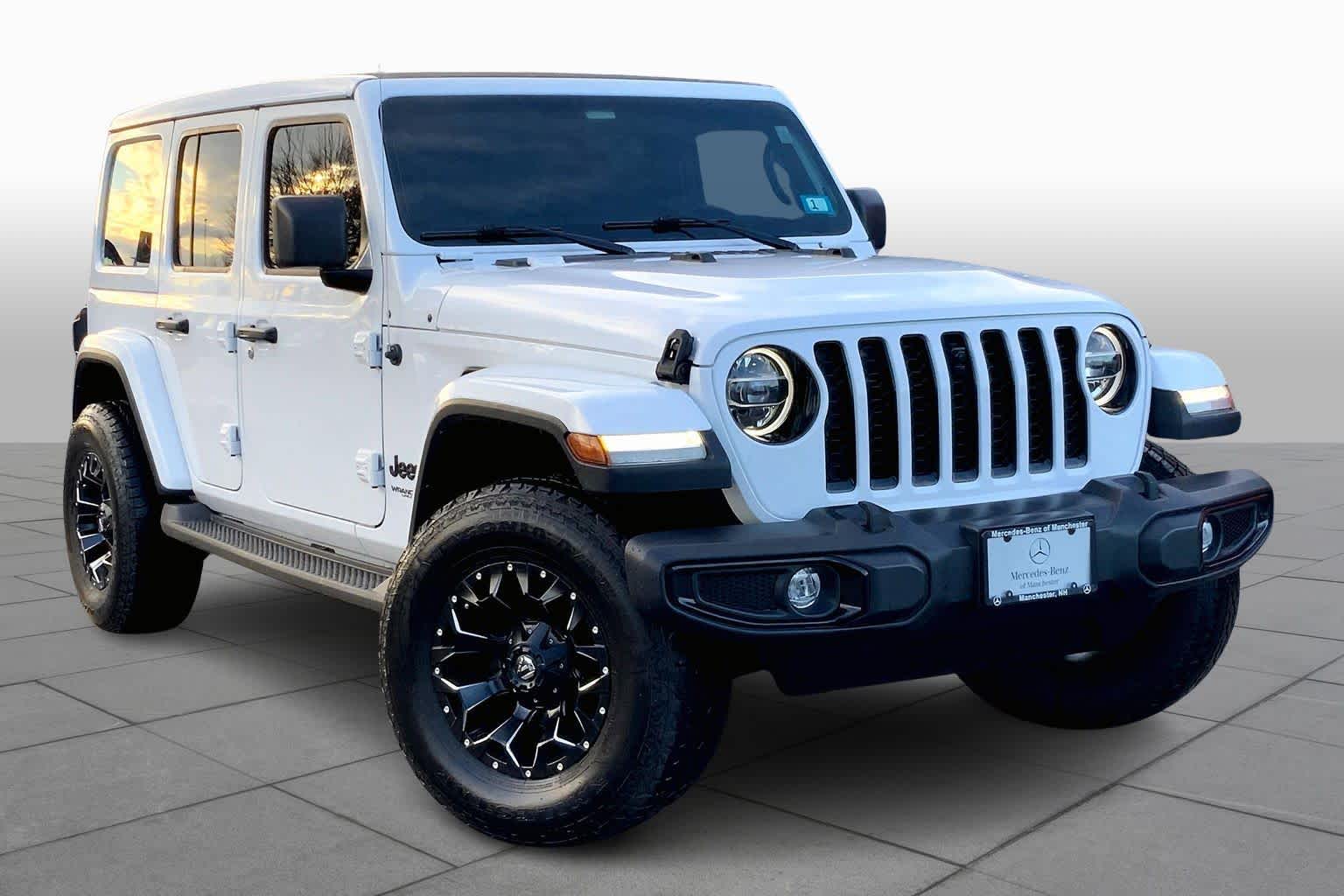 2022 Jeep Wrangler Unlimited Sahara Altitude photo 2