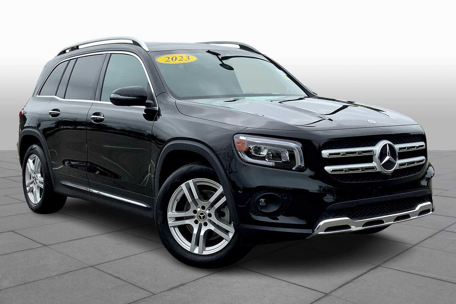2023 Mercedes Benz GLB 250 4MATIC photo 2