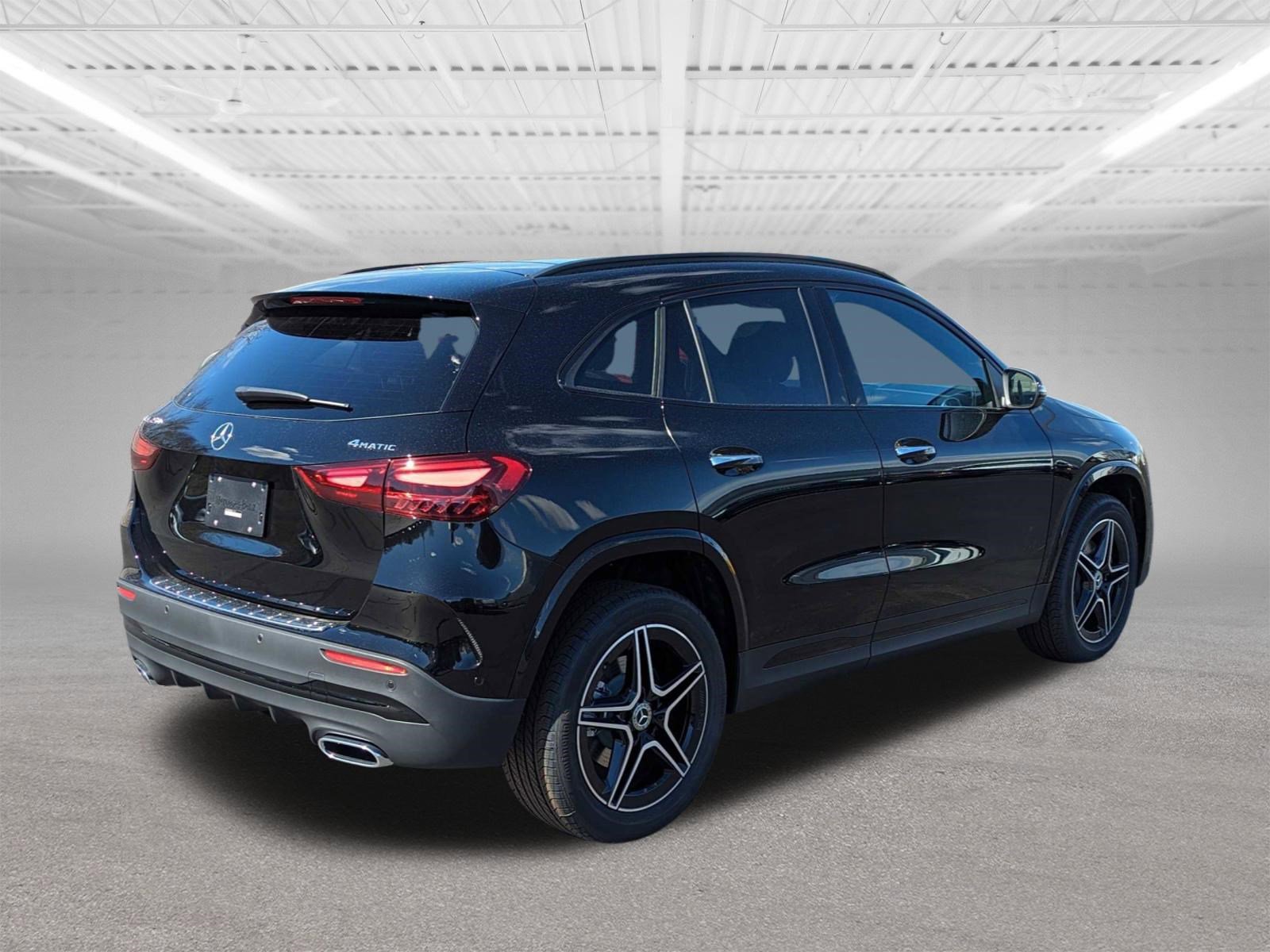 2024 Mercedes Benz GLA 250 4MATIC photo 3