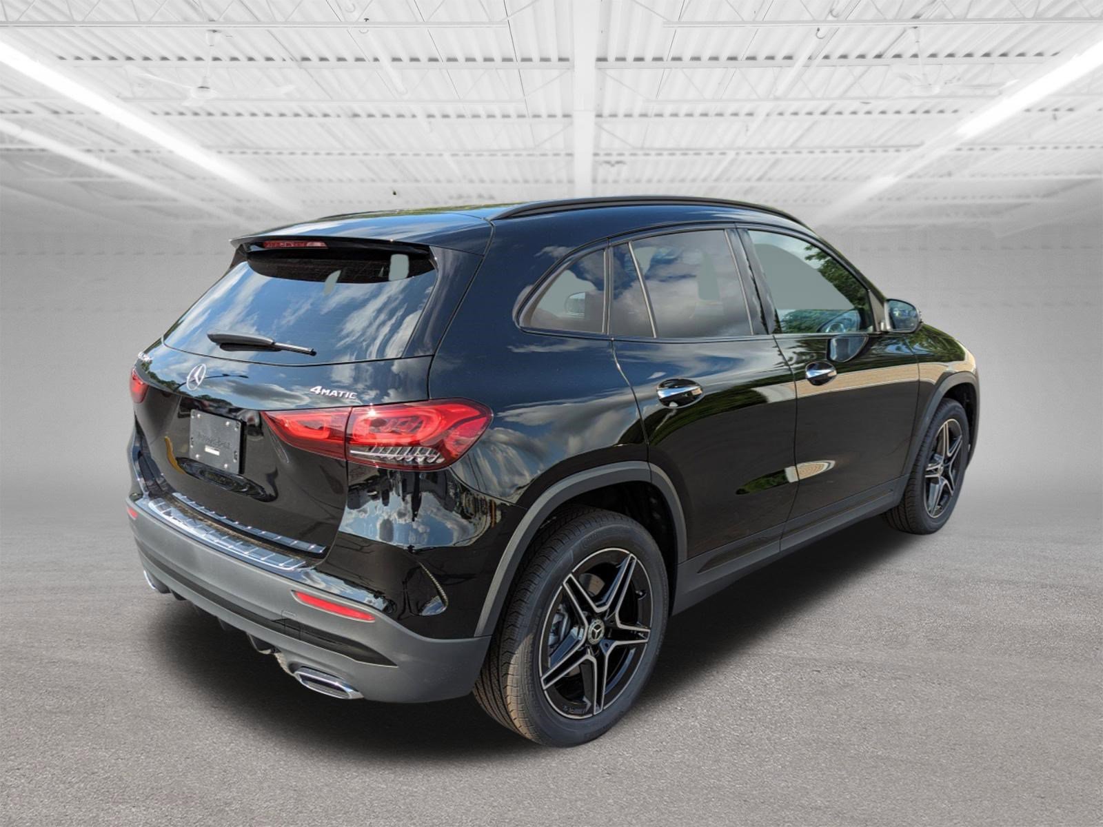 2023 Mercedes Benz GLA 250 4MATIC photo 3