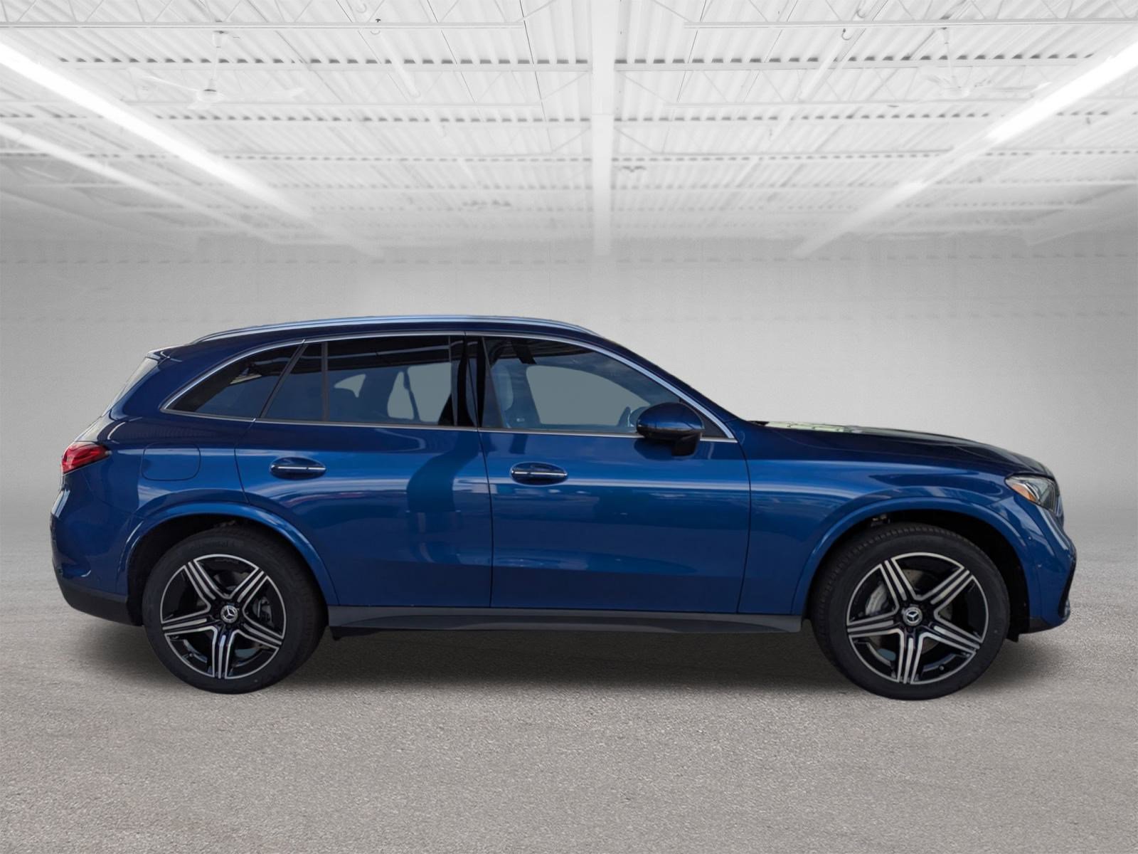 2026 Mercedes Benz GLC 350e 4MATIC photo 2