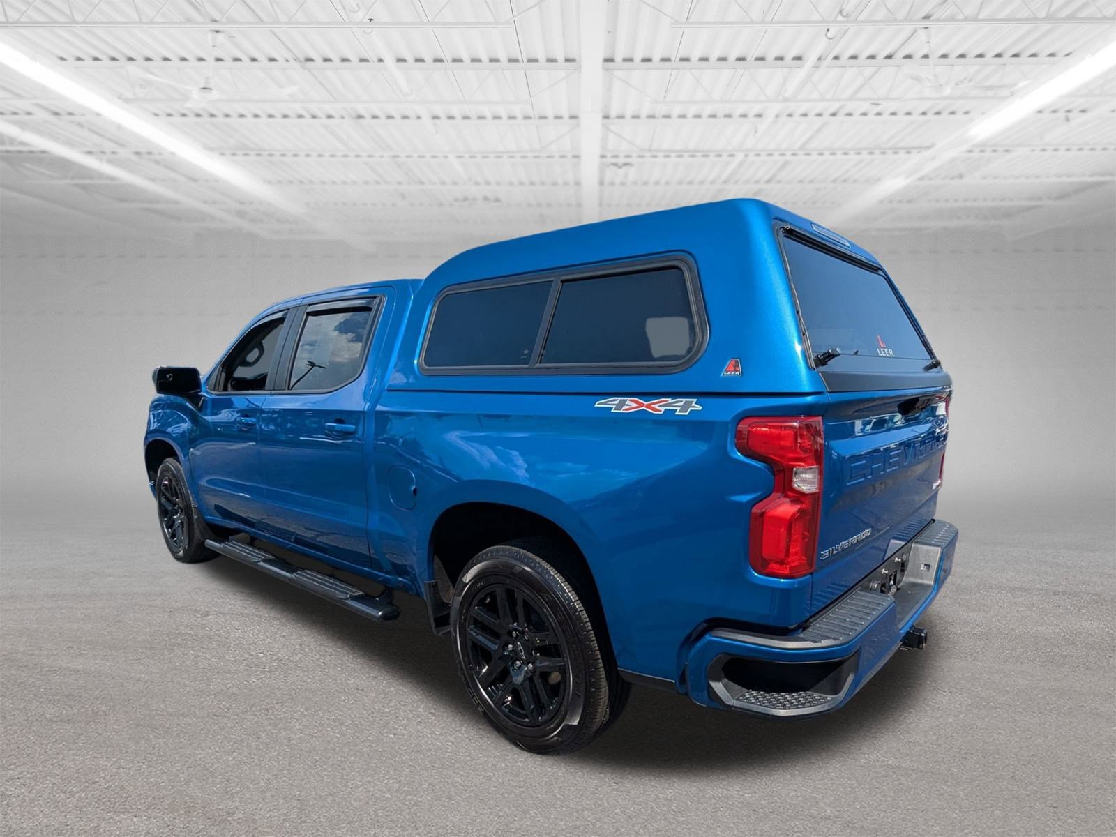 2023 Chevrolet Silverado 1500 RST photo 3