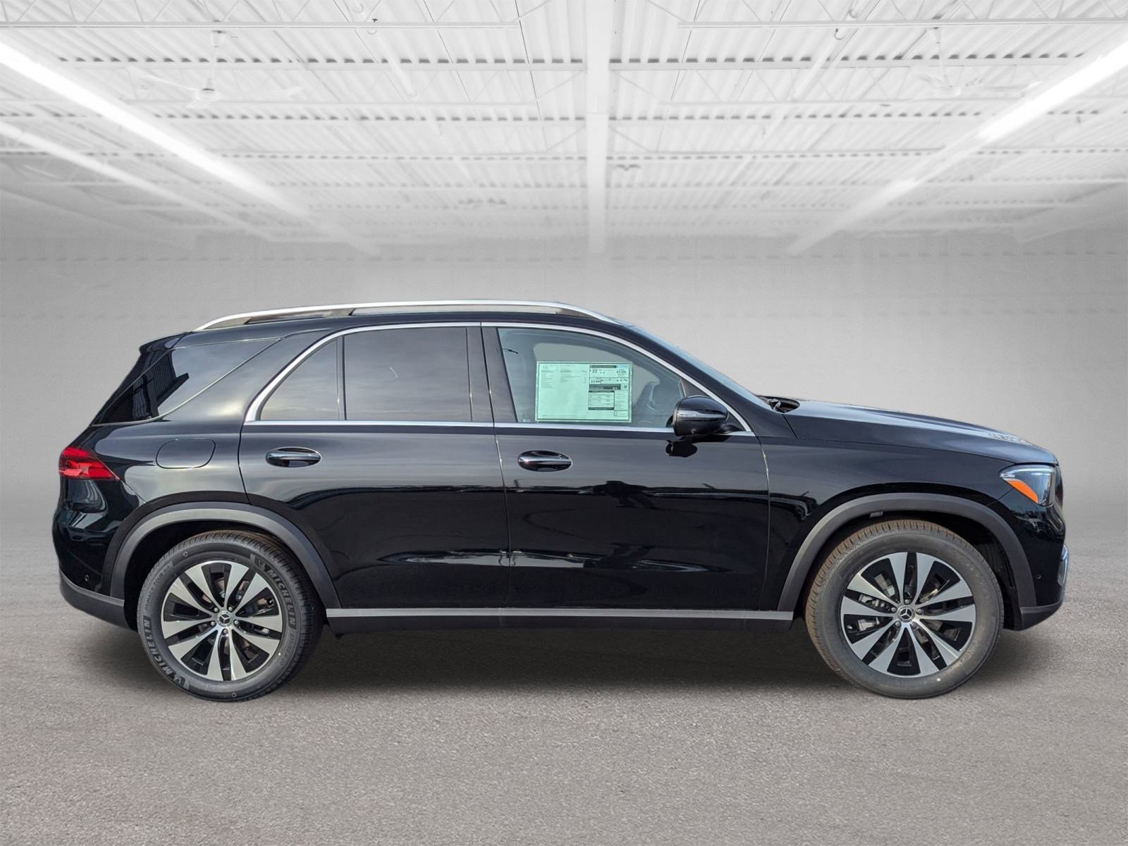 2025 Mercedes Benz GLE 350 4MATIC photo 2