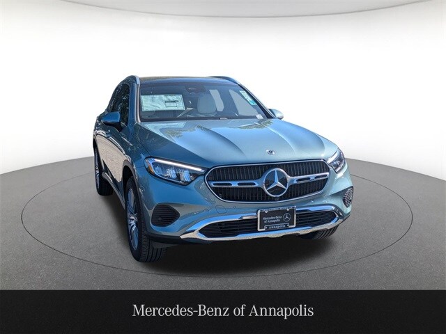 2026 Mercedes Benz GLC 300 4MATIC photo 3