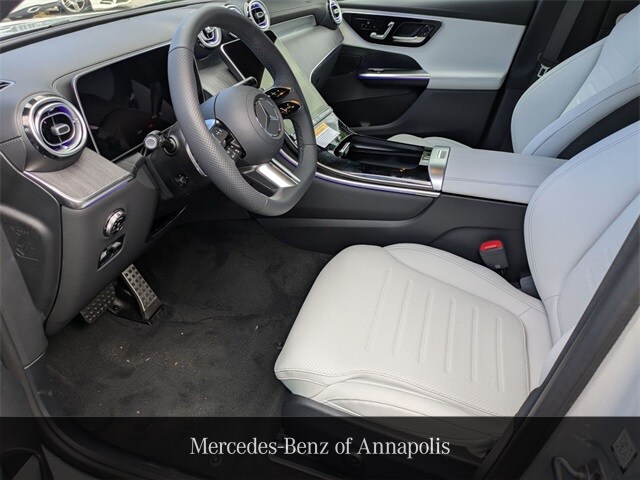 2026 Mercedes Benz GLC 300 4MATIC photo 2