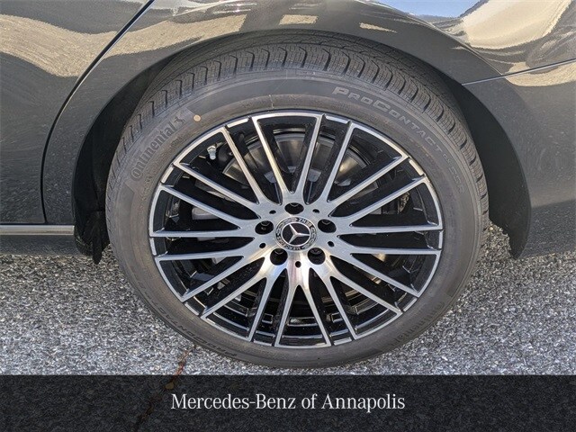 2026 Mercedes Benz C 300 4MATIC photo 4