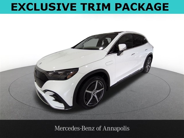 2023 Mercedes-Benz EQE SUV Base's photo