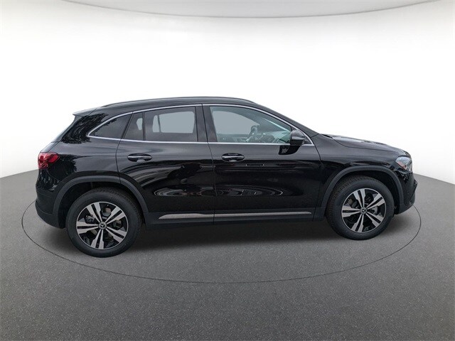 2026 Mercedes Benz GLA 250 4MATIC photo 4