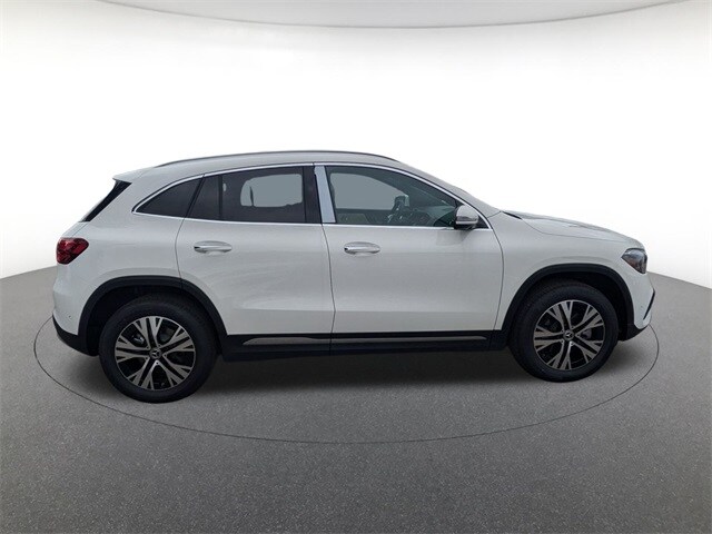 2026 Mercedes Benz GLA 250 4MATIC photo 4