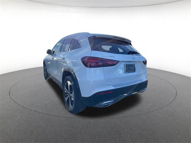 2025 Mercedes Benz GLA 250 4MATIC photo 4