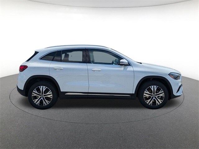 2025 Mercedes Benz GLA 250 4MATIC photo 4