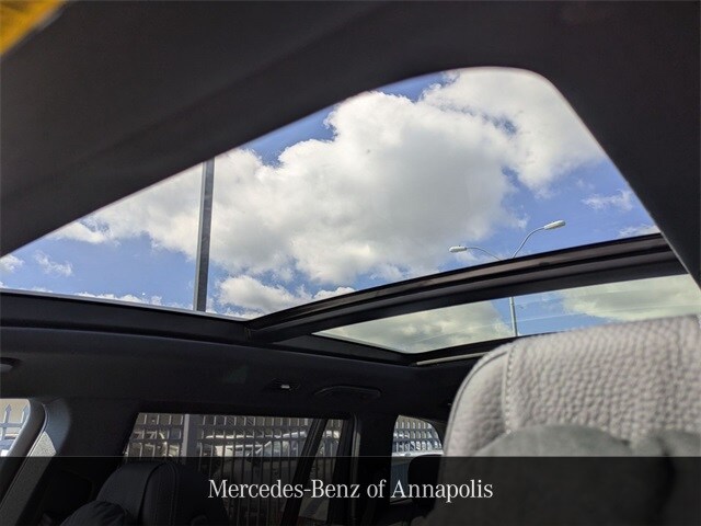 2026 Mercedes Benz GLS 580 4MATIC photo 3