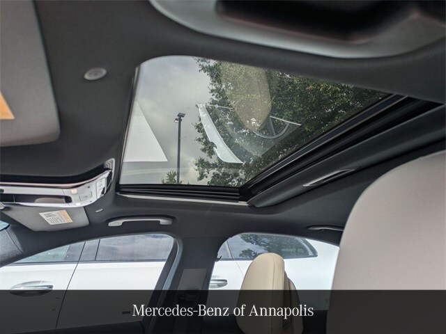 2025 Mercedes Benz C 300 4MATIC Sedan photo 3