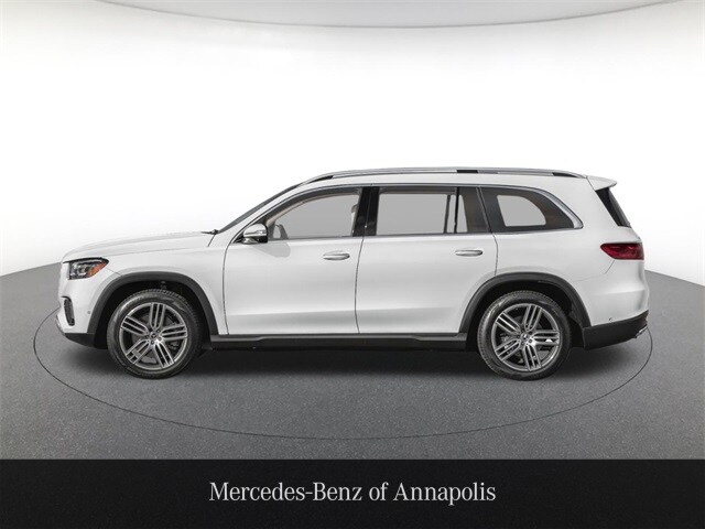 2026 Mercedes Benz GLS 450 4MATIC photo 3