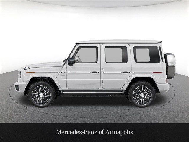 2025 Mercedes Benz G photo 3