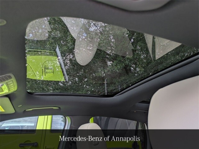 2026 Mercedes Benz GLA 250 4MATIC photo 3