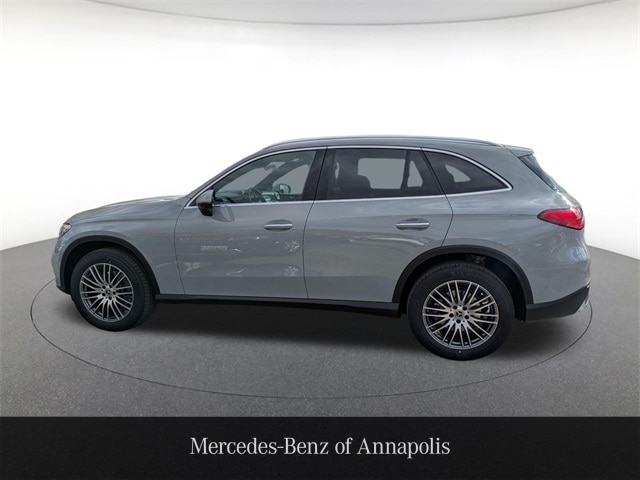 2026 Mercedes-Benz GLC Base's photo