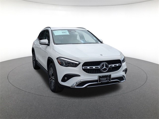 2025 Mercedes Benz GLA 250 4MATIC photo 3