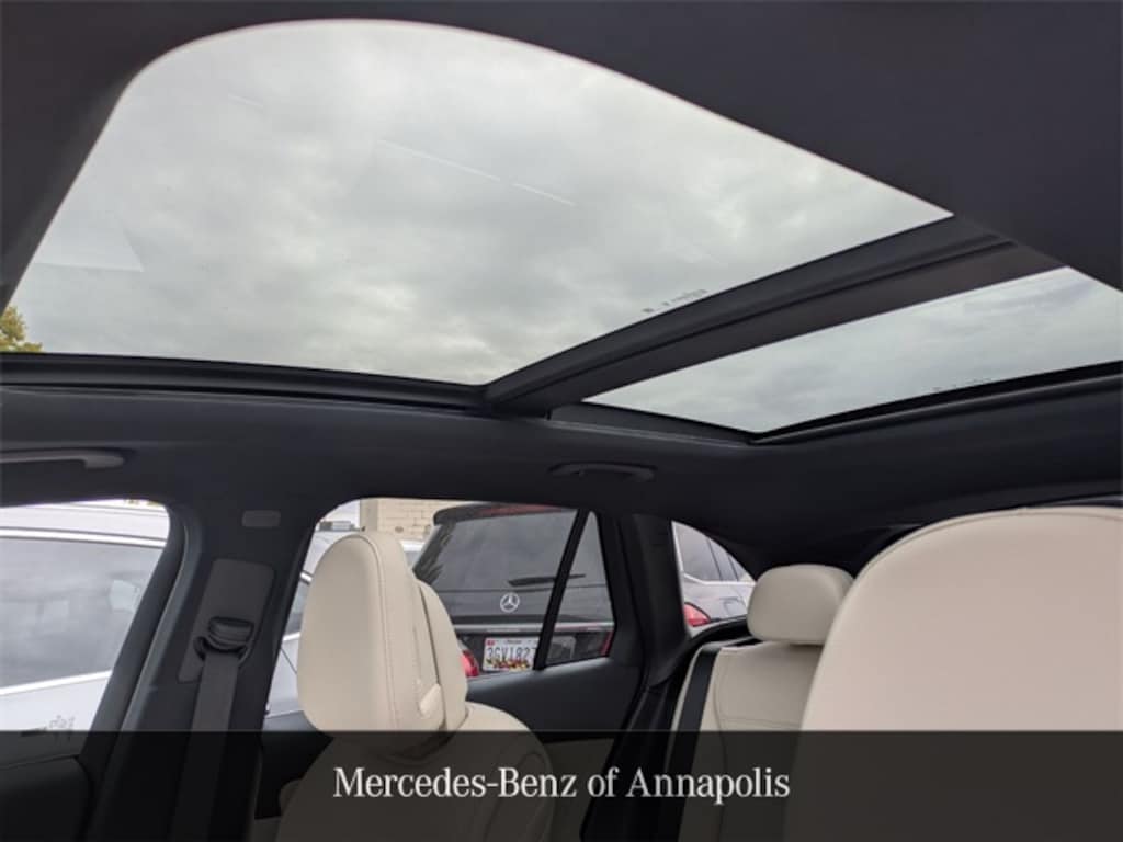 New 2026 Mercedes-Benz GLC 350e 4MATIC SUV