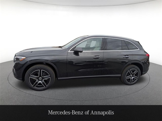 2026 Mercedes-Benz GLC Base's photo
