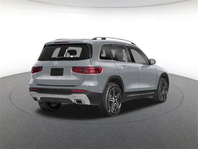 2026 Mercedes Benz GLB 250 4MATIC photo 2