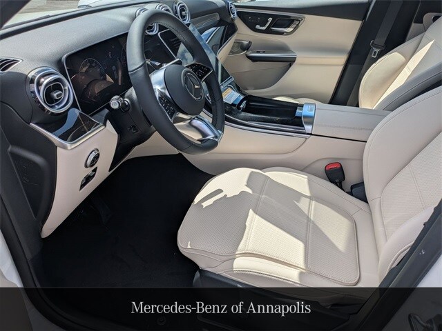 2026 Mercedes Benz GLC 300 4MATIC photo 2