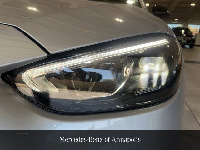 2025 Mercedes Benz C 300 4MATIC Sedan photo 4