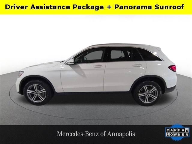 2022 Mercedes-Benz GLC GLC300's photo