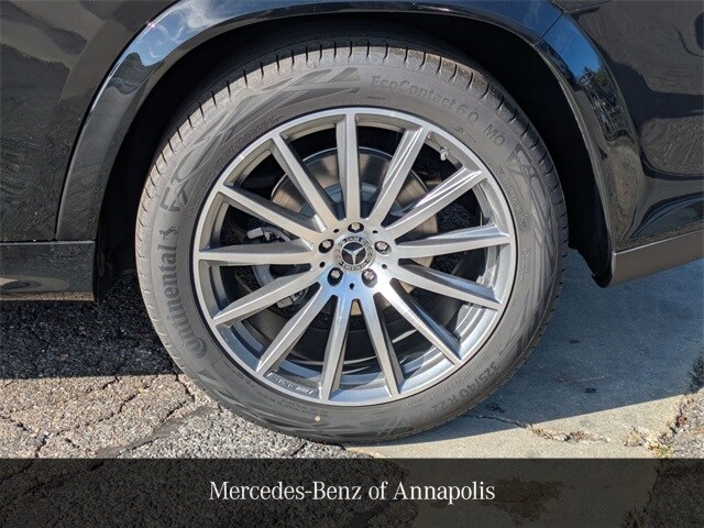2026 Mercedes Benz GLS 450 4MATIC photo 2
