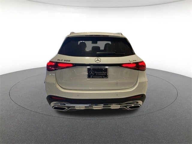 2025 Mercedes Benz GLC 300 4MATIC photo 4
