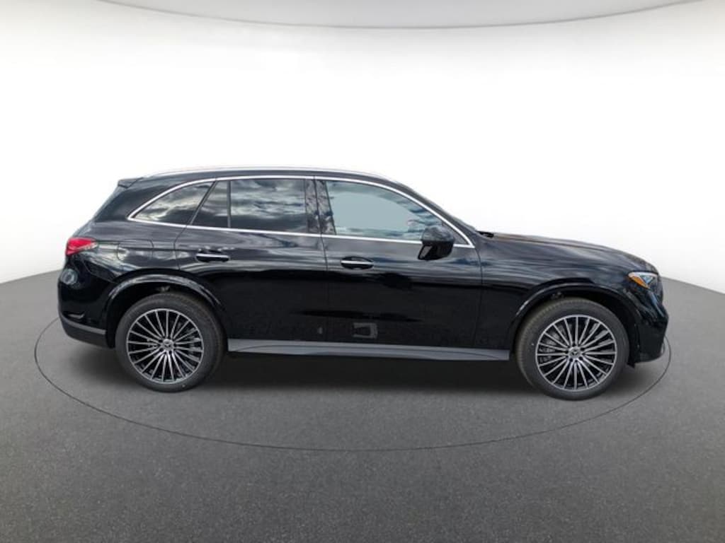 Used 2026 Mercedes-Benz GLC 300 4MATIC SUV