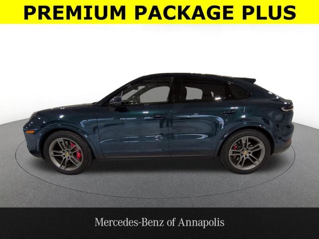 2024 Porsche Cayenne S's photo