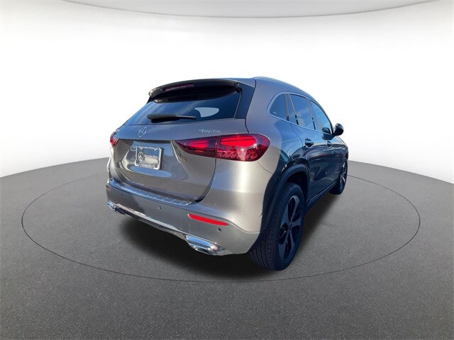 2025 Mercedes Benz GLA 250 4MATIC photo 3